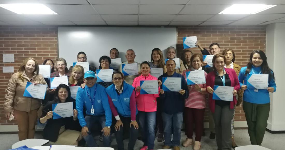  Más de 200 estudiantes certificados por la Escuela de Participación del IDPAC 