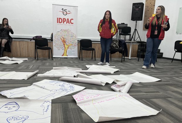 LAS VÍCTIMAS DIBUJAN EL DOLOR EN EL CÍRCULO DE LA PARTICIPACIÓN DEL IDPAC