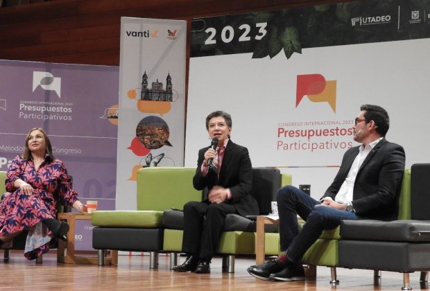  Alcaldesa Claudia López y Director IDPAC Alexander Reina en congreso presupuestos participativos 2023