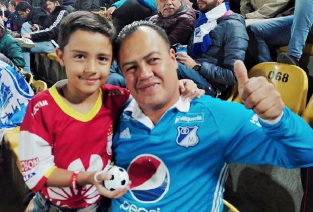 Hinchas de Santa Fe y Millonarios unidos por una sola pasión