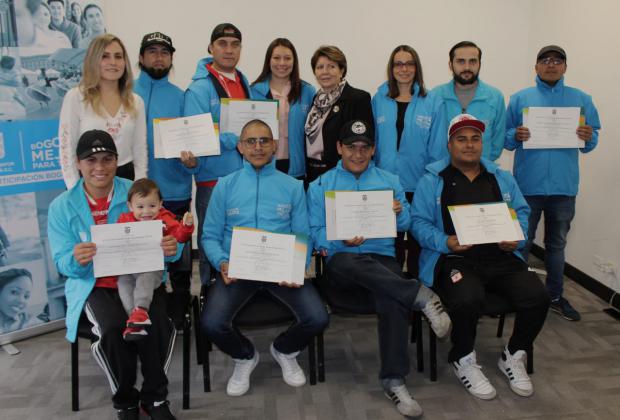 Barristas se certifican como formadores en convivencia e inclusión social